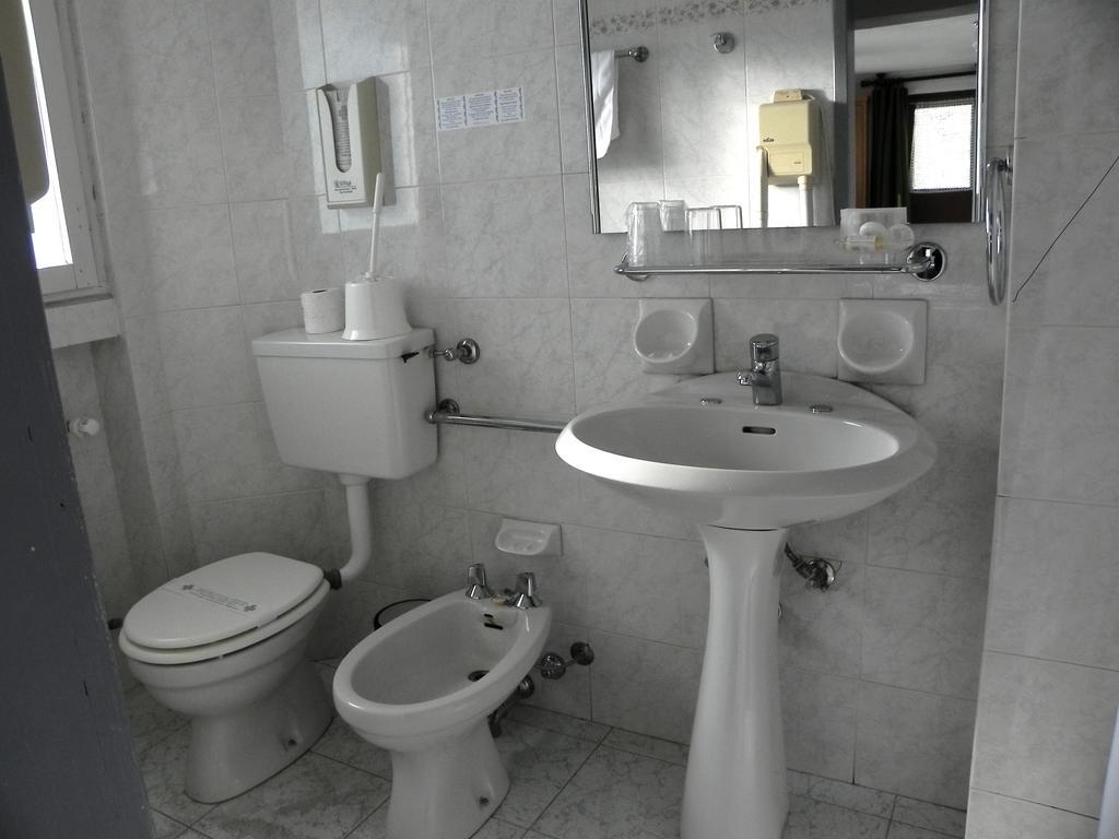 Hotel Nuovo Pecetto Macugnaga Room photo